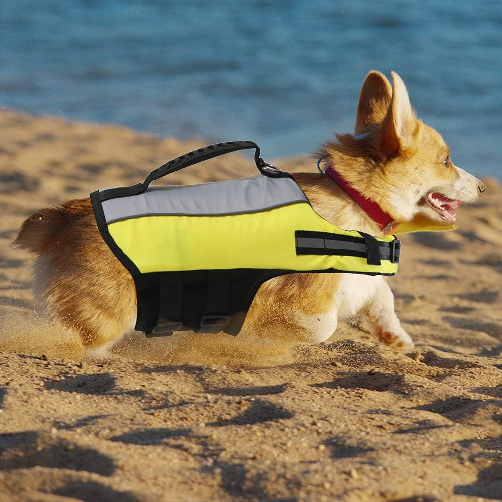 Life Vests for Dogs Boating, Dog Life Jacket for Swimming High Buoyancy Pet Life Vest High Visible & Lightweight Dog Flotation Vest with Rescue Handle